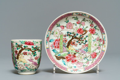 Un bel ensemble d'objets &agrave; th&eacute; en porcelaine de Chine famille rose, Yongzheng/Qianlong