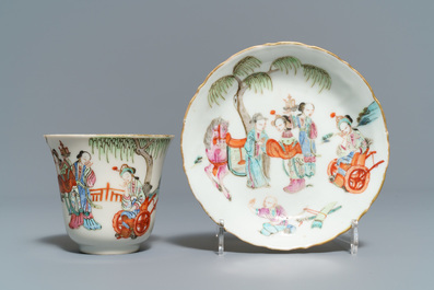 Vijf sets Chinese famille rose koppen en schotels en twee koppen met paarden, 19/20e eeuw