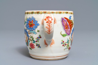 A Chinese famille rose 'Pompadour' mustard jar and a Pronk 'Doctor's visit' saucer, Qianlong