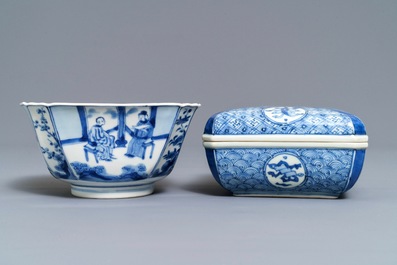 Une bo&icirc;te couverte et un bol en porcelaine de Chine bleu et blanc, marque de Chenghua, Kangxi