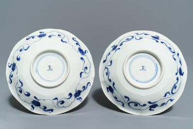 Une collection vari&eacute;e en porcelaine de Chine bleu et blanc, Kangxi