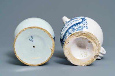 Twee blauwwitte Delftse siroopkannen, 18e eeuw