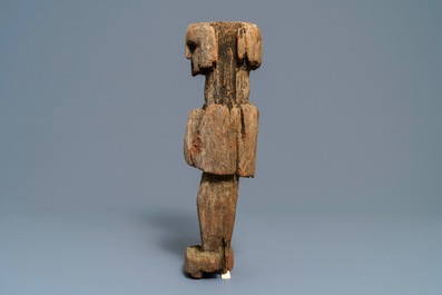 Une figure votive en bois sculpt&eacute;, Dolpa, N&eacute;pal, 19&egrave;me