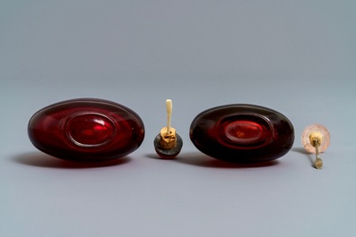 Two Chinese ruby red glass snuff bottles, 18/19th C.