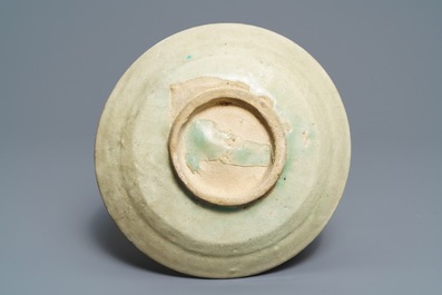 Drie bordjes in Islamitisch aardewerk, Syri&euml; en Iran, 19e eeuw