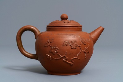 A Dutch Delft Yixing-style red earthenware teapot and cover, 1st quarter 18th C.