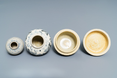 A collection of blue and white Annamese wares, incl. Hoi An Hoard, Vietnam, 14/15th C.