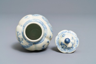 A Chinese blue and white tea caddy and a pair of cups and saucers, Ca Mau wreck, Yongzheng