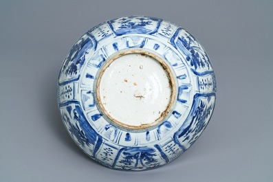 A varied collection of Chinese porcelain, Wanli and later