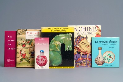 A lot of 28 books on Chinese art, mostly in French