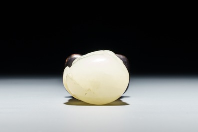 A Chinese white jade model of a gourd, 19th C.