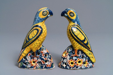 A pair of polychrome Dutch Delft models of parrots, 18th C.