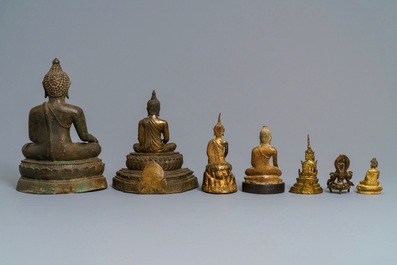 Zeven bronzen figuren van Boeddha, China, Thailand, Nepal en Tibet, 18e eeuw en later