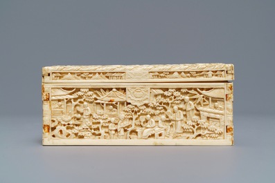 A rectangular Chinese carved ivory casket, Canton, 19th C.