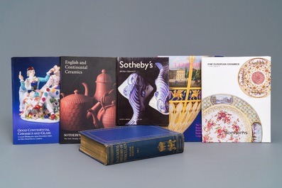 52 boeken, magazines en veilingcatalogi over vnl. Europese keramiek