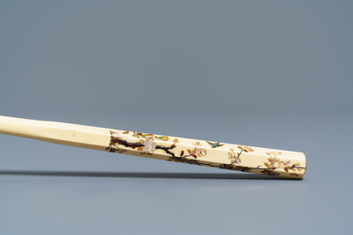 A Japanese Shibayama inlaid ivory magnifier and four handles, Meiji, 19th C.