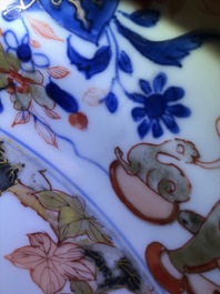 Un plat en porcelaine de Chine verte-imari &agrave; d&eacute;cor du 'Gouverneur Duff', Yongzheng