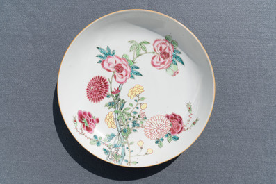 A Chinese famille rose plate with Johanneum mark, ex-coll. August the Strong, Yongzheng