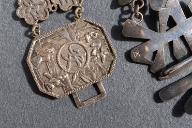 Een collectie divers Chinees zilver, 19/20e eeuw