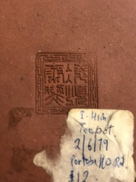 Six th&eacute;i&egrave;res couvertes en gr&egrave;s de Yixing, Chine, 19&egrave;me