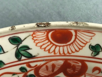 Un plat en porcelaine de Chine polychrome dite 'de Swatow', Ming