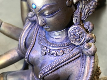 Une figure de Vasudhara en bronze dor&eacute; incrust&eacute;, Tibet ou N&eacute;pal, 18/19&egrave;me
