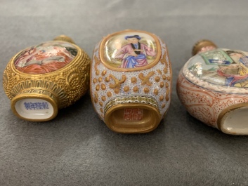 Sixteen various Chinese porcelain snuff bottles, 19/20th C.