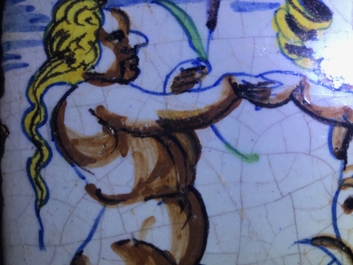 Un carreau en fa&iuml;ence de Delft polychrome &agrave; d&eacute;cor d'un Triton et d'une sir&egrave;ne, Rotterdam, 1er quart du 17&egrave;me