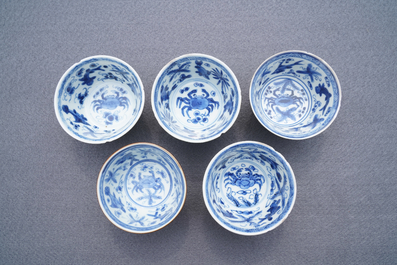 A varied collection of Chinese blue and white wares, Kangxi