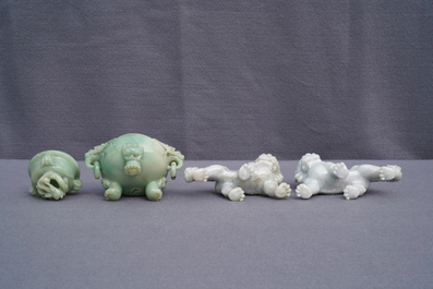 Une collection d'oeuvres en jade et jade&iuml;te sculpt&eacute;, Chine, 19/20&egrave;me