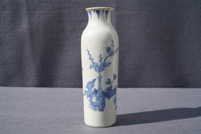 A Chinese blue and white sleeve vase with flowervases, Hatcher cargo, Transitional period