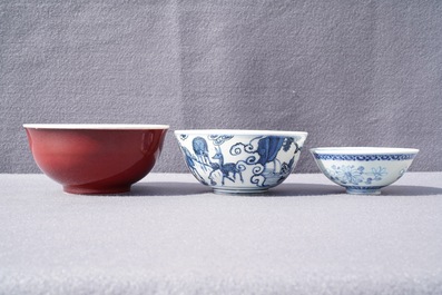 Une collection vari&eacute;e en porcelaine de Chine, Ming et apr&egrave;s