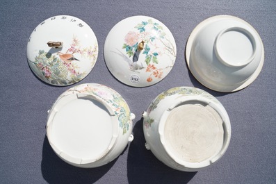 Two Chinese qianjiang cai covered bowls with birds, 19/20th C.