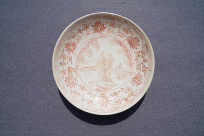 A varied collection of Chinese porcelain, Ming and later