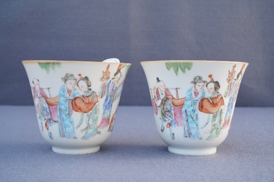Een paar Chinese famille rose koppen en schotels, Xianfeng merk en periode