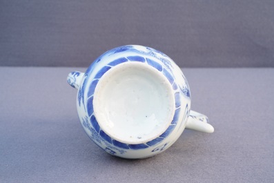 A Chinese blue and white ewer, Transitional period