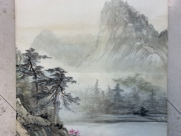 Vier Chinese rolschilderingen met doorlopend landschapsdecor, 20e eeuw