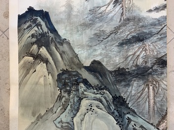 Quatre peintures rouleaux sur papier formant un paysage, Chine, 20&egrave;me