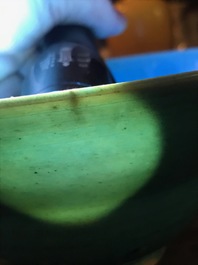 Een Chinese monochrome turquoise kom, Kangxi