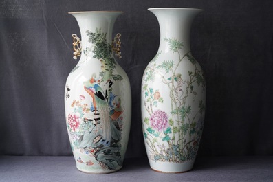Une paire et deux vases individuels en porcelaine de Chine famille rose, 19&egrave;me