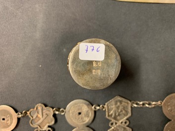 Een collectie divers Chinees zilver, 19/20e eeuw