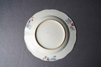 A pair of Chinese famille rose 'Tobacco leaf' plates, Qianlong