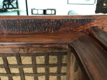 Une paire de chaises chinoises en bois huanghuali, R&eacute;publique, 20&egrave;me