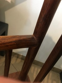 Une paire de chaises chinoises en bois huanghuali, R&eacute;publique, 20&egrave;me