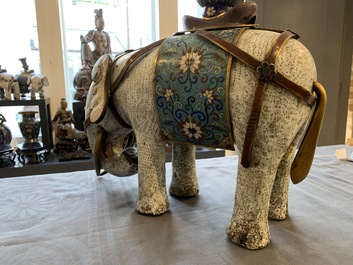 A large Chinese cloisonn&eacute; model of an elephant, 19/20th C.