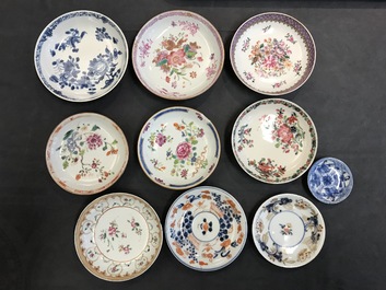 A collection of 23 cups and 33 saucers in Chinese and Japanese porcelain, 18/19th C.