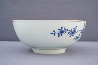 Een paar Chinese blauwwitte kommen, Yongzheng/Qianlong