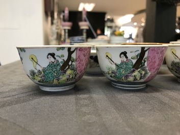 Une collection de 23 tasses et 33 soucoupes en porcelaine de Chine et de Japon, 18/19&egrave;me