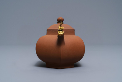 A Chinese gilt-mounted Yixing stoneware teapot and cover, Kangxi