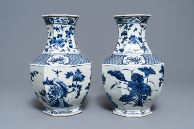 A pair of Chinese blue and white octagonal 'Three friends of winter' vases, 19th C.
